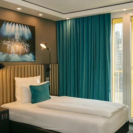 Motel One Berlin-Ku'Damm-3